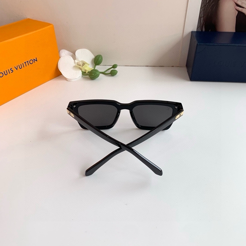 ルイヴィトンサングラス着用イメージ